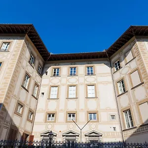 Bed & Breakfast Maison Santa Croce, Florence